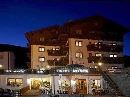 Szálloda Astoria 3*