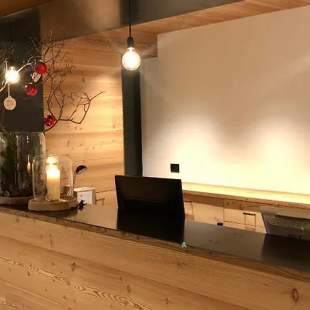 Astoria 3* リヴィーニョ